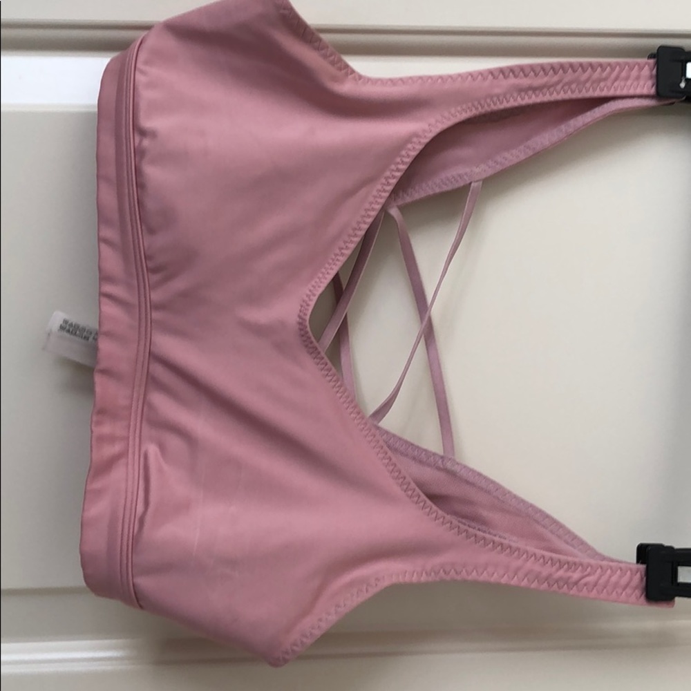 VS Sports Bra